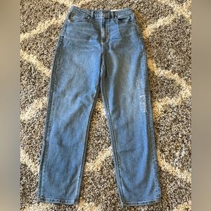 NWT American Eagle High Rise Curvy Mom Jean Sz 8